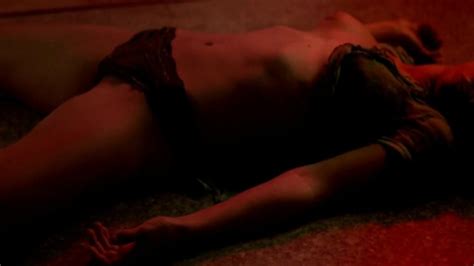 Nude Video Celebs Mariam Hernandeza Nude Cuatro Estaciones En La