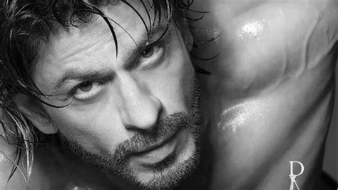 In Pic Shah Rukh Khan Looks Smouldering Hot In Shirtless Photo For Dabboo Ratnani Calendar Shoot