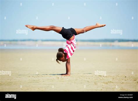 Girl Doing Handstand Hi Res Stock Photography And Images Alamy