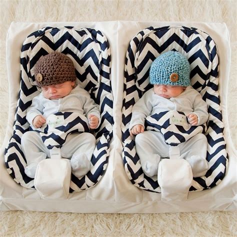 The Table for Two Twin Feeding System - Ships to USA Only - Trends In