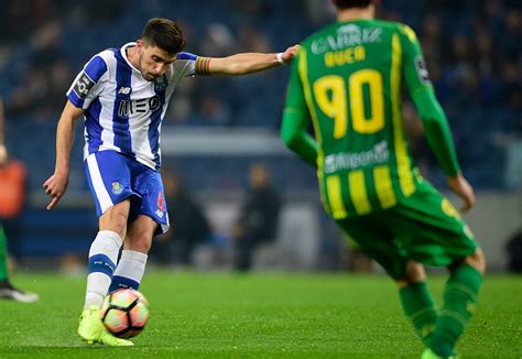 Cd tondela twitter oficial do clube. Tondela - Porto: pronostici, probabili formazioni, diretta ...