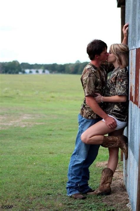 Country Couple Photos Cute Country Couples Country Engagement Pictures Cute N Country Cute