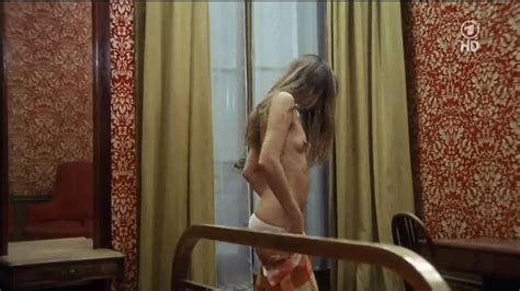 Naked Jane Birkin In Le Mouton Enragé