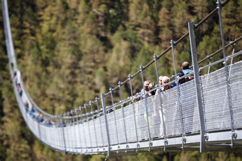 Najdłuższy Na świecie Most Wiszący Dla Pieszych Mosty Inż