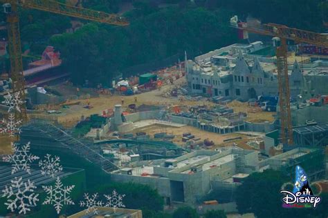 Photos Latest Aerial Look At Arendelle World Of Frozen Construction