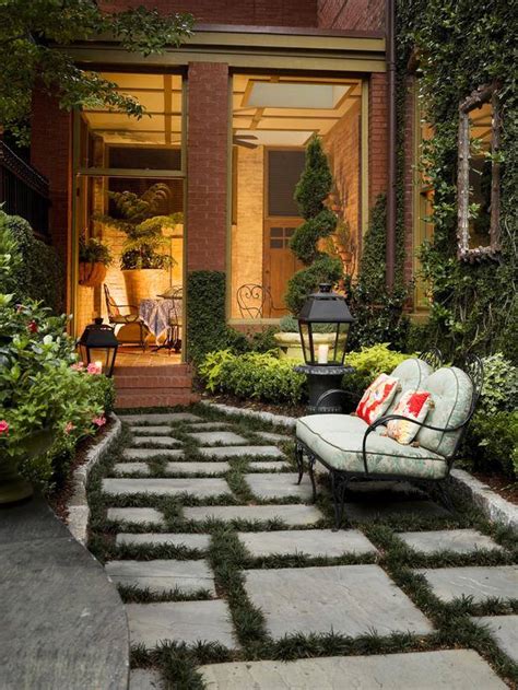 The perfect front porch decorating ideas to choose from