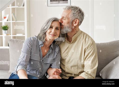 Embrace Bonding Hi Res Stock Photography And Images Alamy