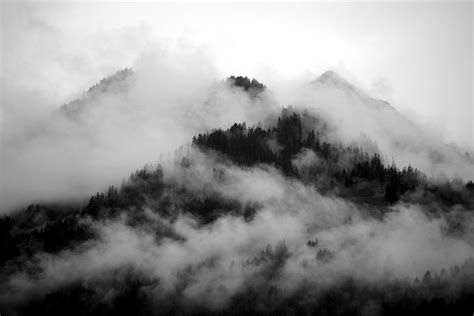 Fog Around The Mountain Top Foggy Mountains Fog Photography Dreamy