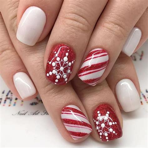 Whimsical Winter Manicure That Will Make Your Nails Stand Out World