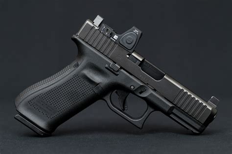 Glock 19x W Trijicon Rmr Dual Illumination 9 Moa Green Dot Nrc