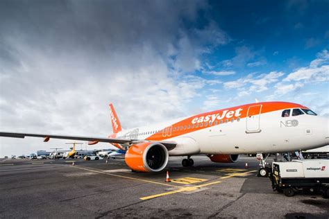 Easyjet Showcases Its New Airbus A320neo At Bristol Airport And
