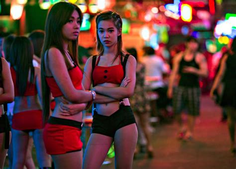 English (us) · español · português (brasil) · français (france) · deutsch. 5 Ajaran Sekte Agama Sesat Paling Mengerikan - Berita ...