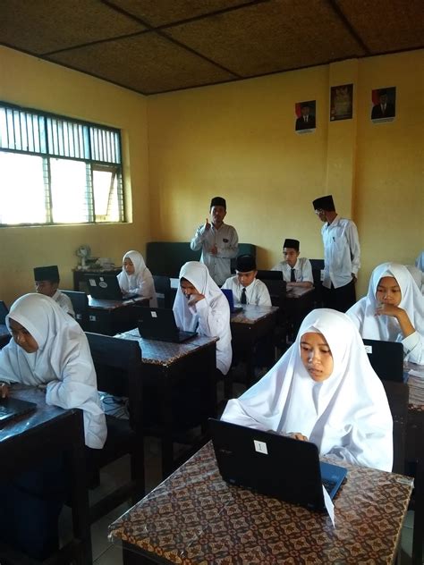 Contoh Soal Penilaian Harian Komponen Biotik dan Abiotik | IPA Kelas 7