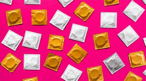 How To Spot A Dodgy Condom As 90000 Unsafe Ones Are Seized Huffpost