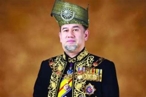 يڠدڤرتوان اݢوڠ‎), also known as the paramount ruler, the supreme head or the king. Yang di-Pertuan Agong Letak Jawatan