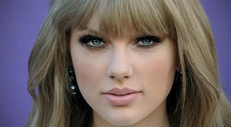 3840x216001945 Taylor Swift Face Makeup 3840x216001945 Resolution