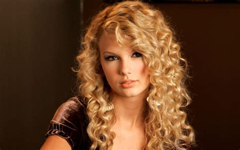 Taylor Swift Cute Taylor Swift Wallpaper 31852316 Fanpop