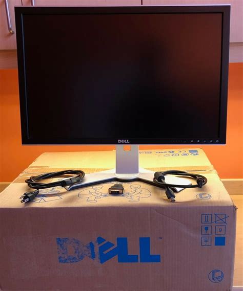 Monitor Pc — Dell 2407wfp Ultrasharp 24 Wide Lcd Monitor Usb