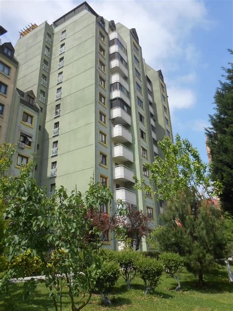 Cumhurbaşkanı tatar başta olmak üzere, paşaköy belediye başkanı habil tütüncü, lapta belediye başkanı mustafa aktuğ, vadili belediye başkanı mehmet adahan, serdarlı belediye başkanı halil kasım, i̇nönü belediye başkanı ali öncü. Bahçeşehir Lojmanları