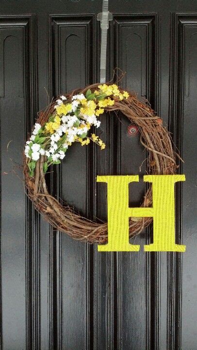 Letter Wreath For Spring Letter Wreath Diy Crafts Crochet Wreaths