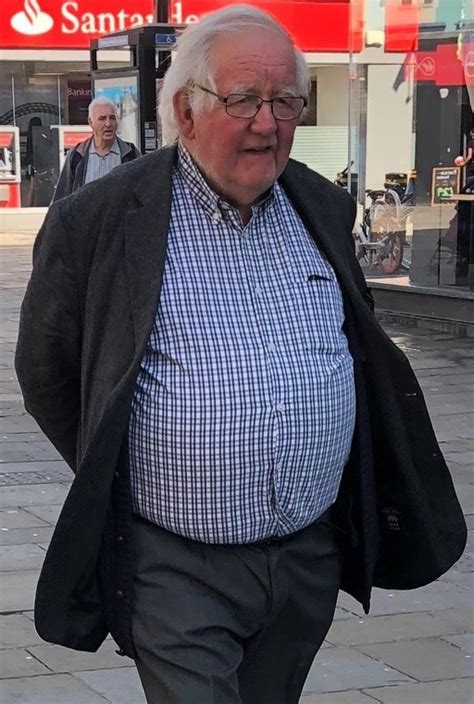 Receive critically important individual attention & feedback. GRANDPA CHUBBY: Photo