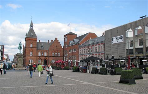 By road, it is 71 kilometres (44 mi) west of kolding and 164 kilometres (102 mi) southwest of aarhus. Esbjerg, Denmark - Travel Photos by Galen R Frysinger ...