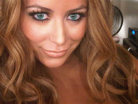 sexy of the sexy girl aubrey o day personal twitter pictures leaked pics