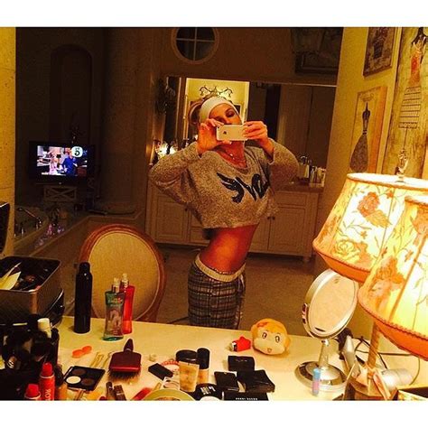The Sexiest Female Celebrity Selfies Pictures Popsugar Celebrity