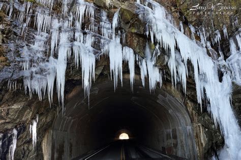 Marys Rock Tunnel Winter At Mile 322 Along The Skyline Drive In The