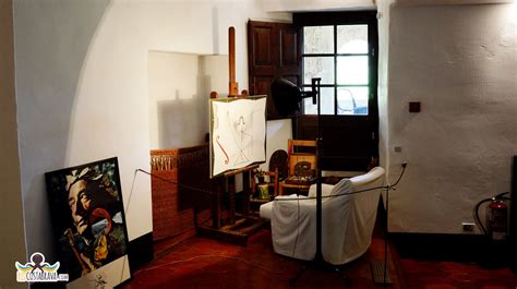 Es la casa de portlligat, cadaqués, donde el artista vivió más de 40 a partir de 1930 dalí y gala se instalaron en esta casa en un pequeño pueblo de pescadores, y. La Casa-Museo Castell Gala Dalí de Púbol, un museo lleno ...