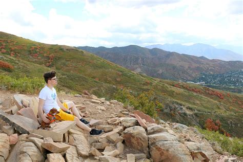 I wanted to put together a detailed hiking guide on which paths to choose,. Brandi Noelle | Lifestyle: The Living Room Hike, Salt Lake ...