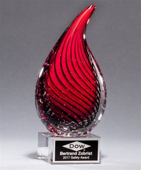 Red Drop Art Glass Award 2249 With Free Engraving
