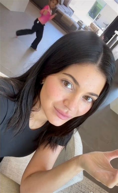 Kylie Jenner Shows Off Real Skin Including Freckles And Blemishes In Rare