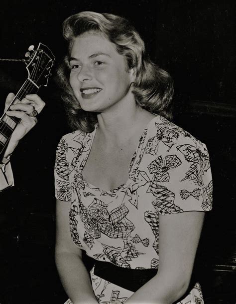 Candid Of Ingrid Bergman 1947 Old Hollywood Movie Hollywood Legends