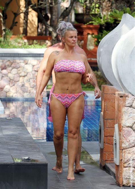 Kerry Katona Kerrykatona7 Nude Onlyfans Leaks The Fappening Photo 692301 Fappeningbook