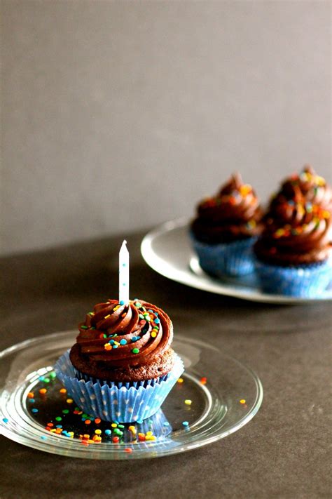 Chocolate Buttermilk Cupcakes With Chocolate Frosting The Curvy Carrot