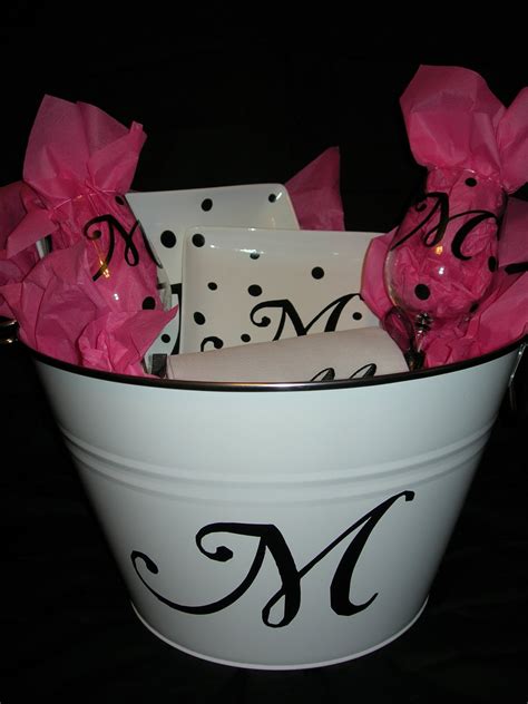 Want to buy a wedding gift that doesn't scream 'boring'? Bliss Events by Rachel: {Cricut Creations} Bridal Shower Gift
