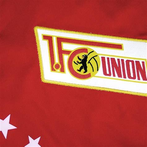 Discover a curated selection of men's clothing, footwear and lifestyle items. Union Berlin Wallpaper Iphone : Flag Navy Soviet Union ...