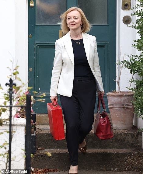 Liz Truss Vows To Help Stay At Home Mums And Dads As PM Campaign Ramps
