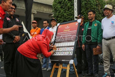 Kirab Pemilu 2024 Di Semarang Antara Foto