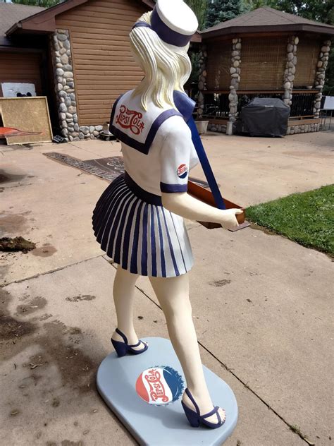 Pepsi Woman Statue Pepsi Statue Waitress Server Cigarette Girl