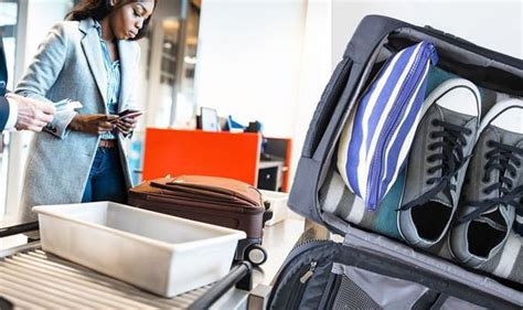 Alcoholic drinks with less than 24% alcohol volume are not quantity limited. Hand luggage liquids: Can you pack marmite and spreads in ...