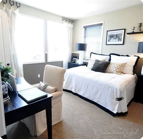 To help you out, check these 10 office bedroom combo ideas for a small bedroom space specifically. Image result for coastal guest room office combo | Small ...