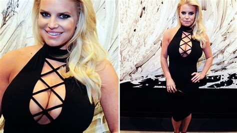 Jessica Simpson On Breast Reduction Surgery ‘my Boobs Just Have Their