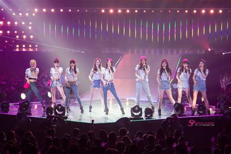 Snsd Japan Love And Peace 3rd Tour 140427 Jessica Jung Cosmic Girls Girls Generation Snsd