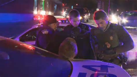 824 rue brien, mascouche (québec) j7k 2x3 produit : Police arrest man following chase in Mascouche | CTV News ...