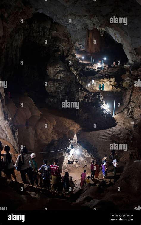 People Exploring Sadan Cave Aka Saddar Caves Hpa An Kayin State