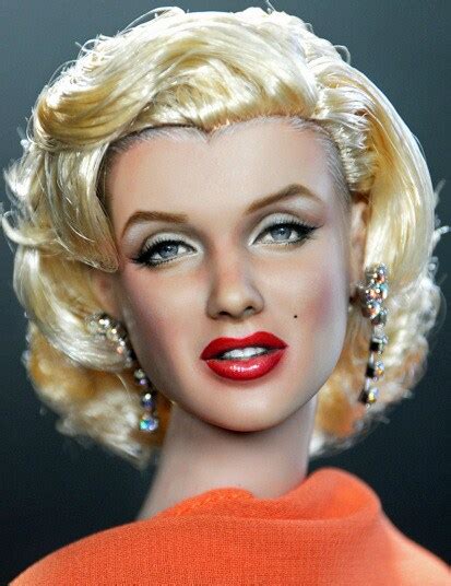 Artist Transforms Off The Shelf Dolls Into Hyper Realistic Models Of