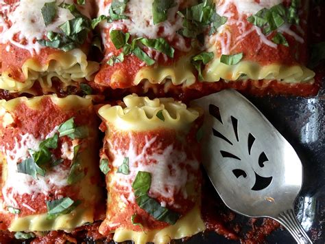 Lasagna Rolls With Roasted Red Pepper Sauce Recipe Roasted Red