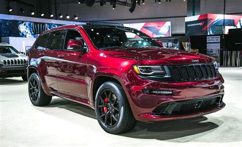 Lining up at the start are a 2018 dodge challenger srt hellcat widebody and a 2018 jeep grand cherokee trackhawk. 2019 Jeep Srt8 Fuel Consumption Gas Mileage Hellcat Specs ...
